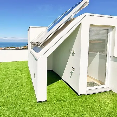 度假居 Modernes Haus Mit Spektakulaerem Meerblick Und Pool